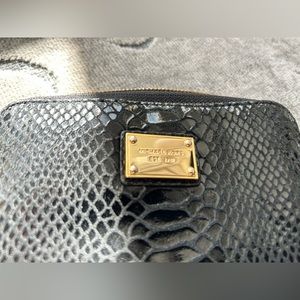 Leather Michael Kors wristlet